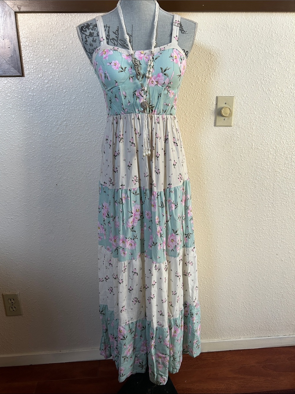 Sleeveless Floral Tiered Maxi Dress in Mint and Cream